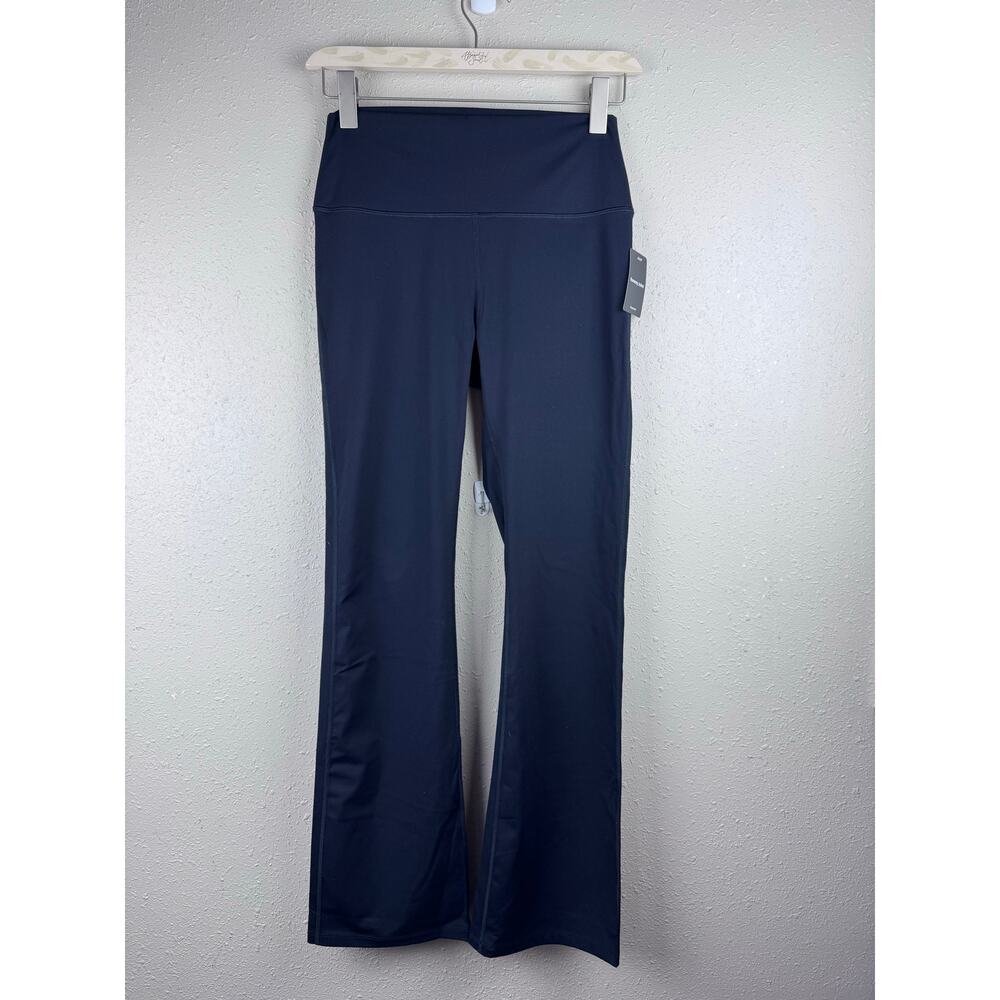 NWT!! Tommy John Women's 360 Flare legging Black size Large